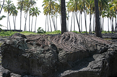 Hawaii Puuhonua Kaahumanu stone